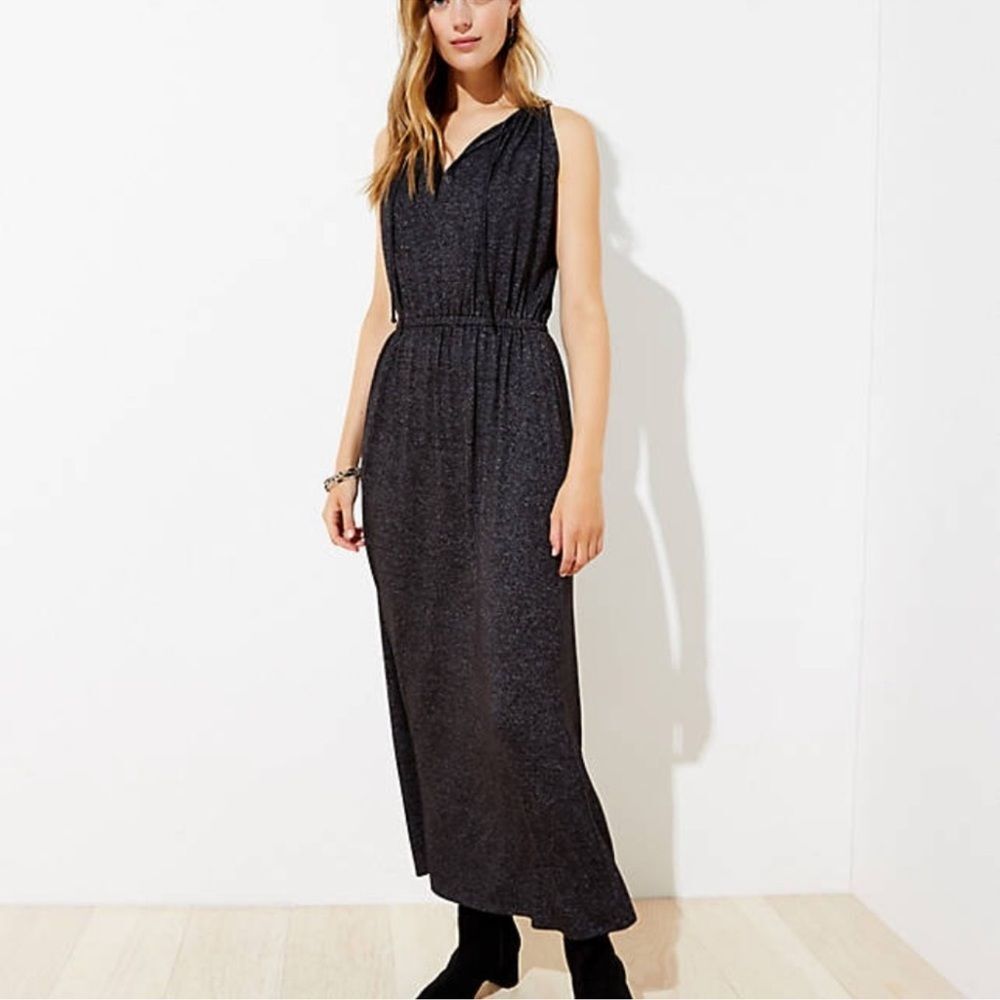 LOFT Black and White Sleeveless V-Neck Maxi Sundress